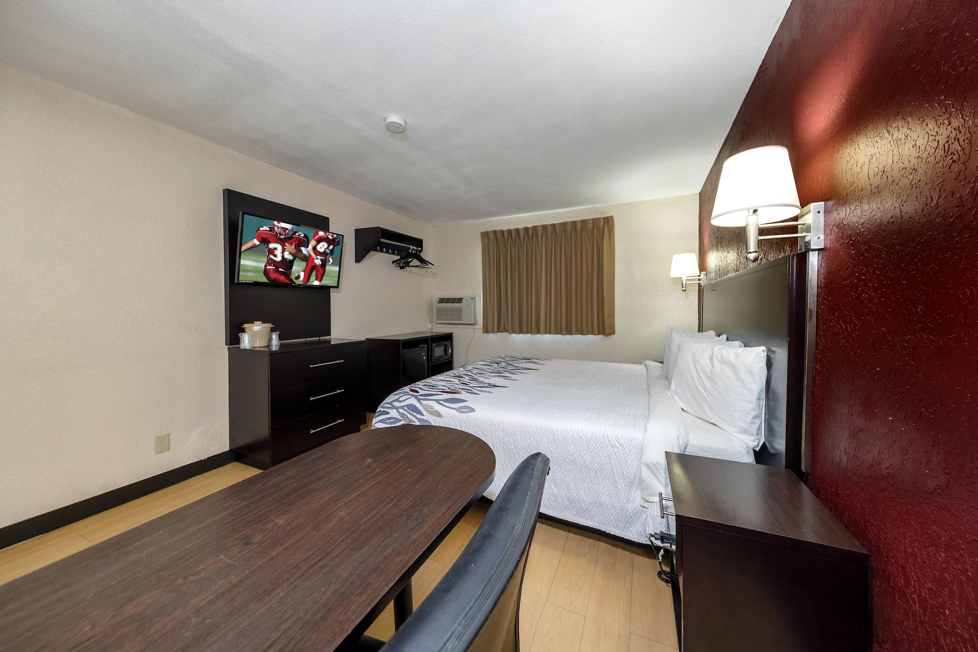 Red Roof Inn Jacksonville - Cruise Port Екстериор снимка