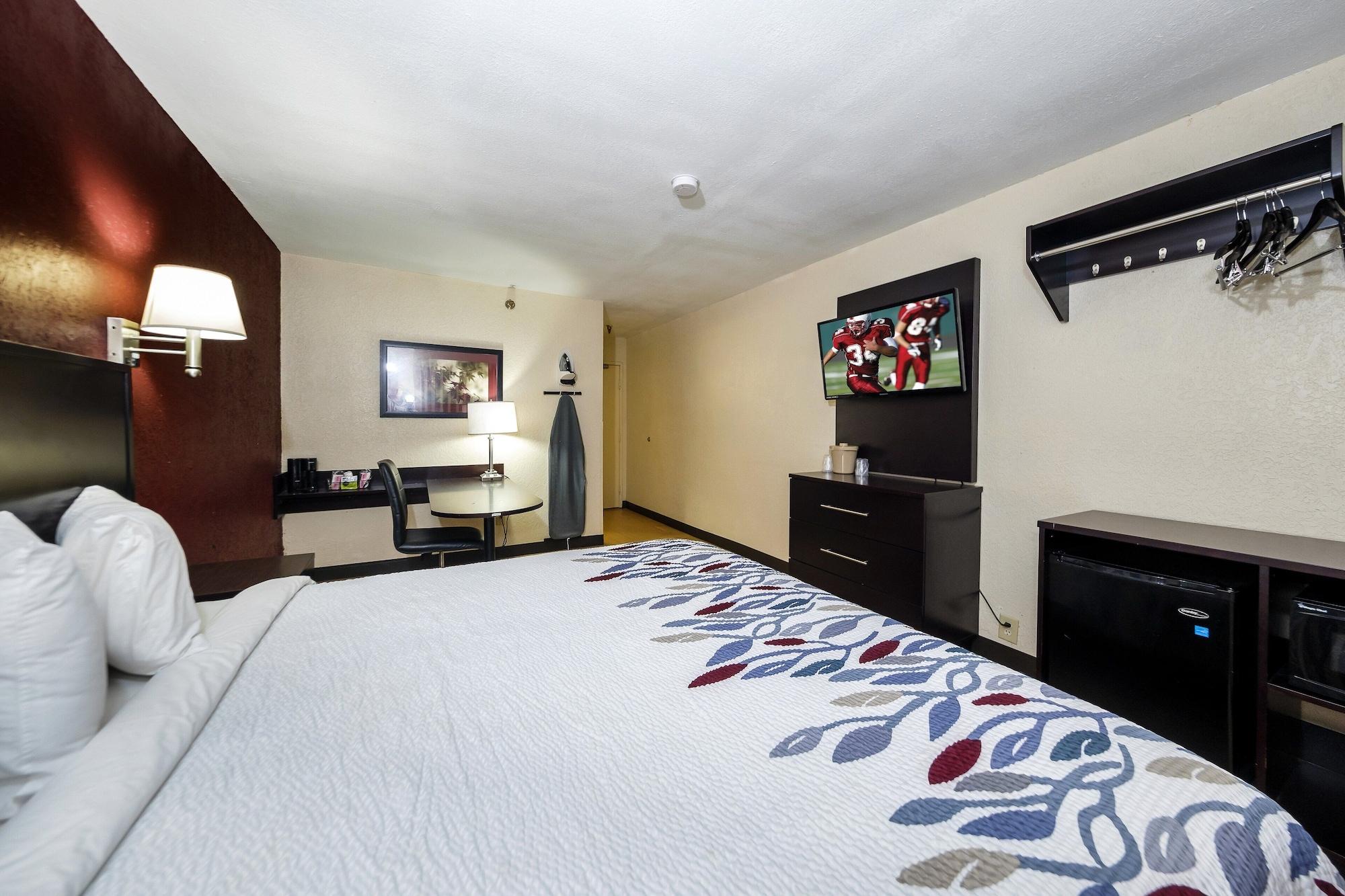 Red Roof Inn Jacksonville - Cruise Port Екстериор снимка