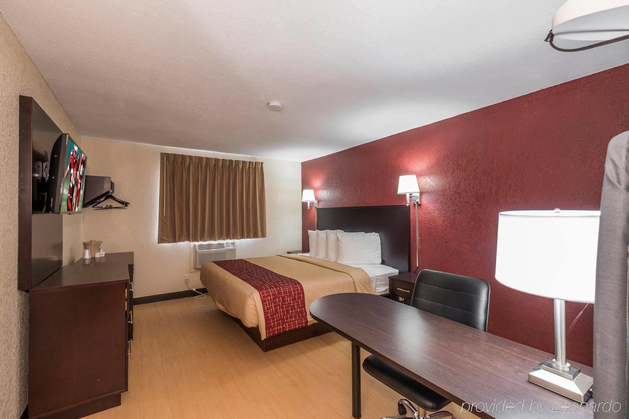 Red Roof Inn Jacksonville - Cruise Port Екстериор снимка