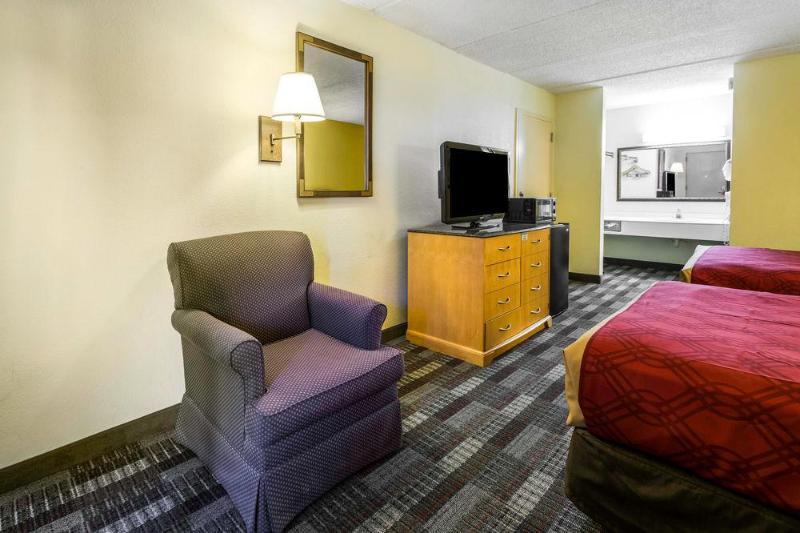 Red Roof Inn Jacksonville - Cruise Port Екстериор снимка