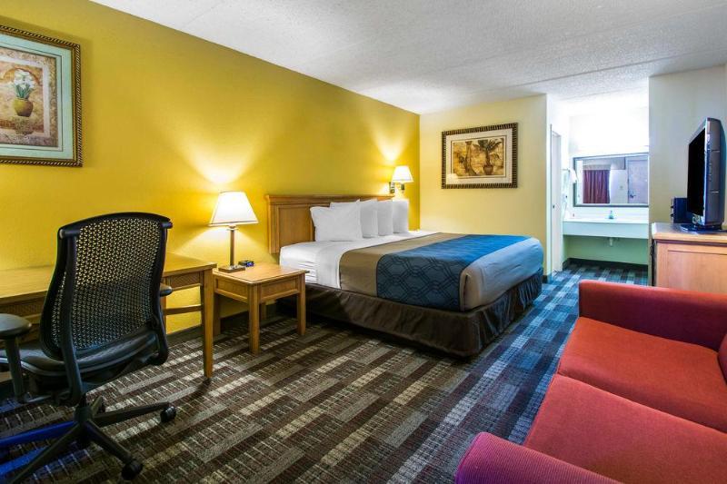 Red Roof Inn Jacksonville - Cruise Port Екстериор снимка