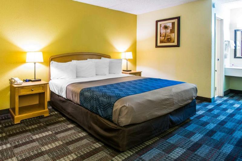 Red Roof Inn Jacksonville - Cruise Port Екстериор снимка