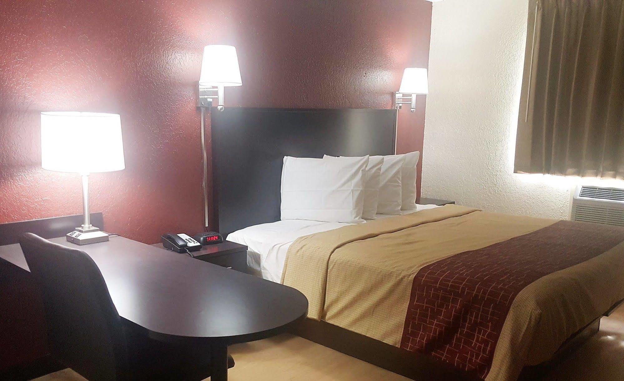 Red Roof Inn Jacksonville - Cruise Port Екстериор снимка